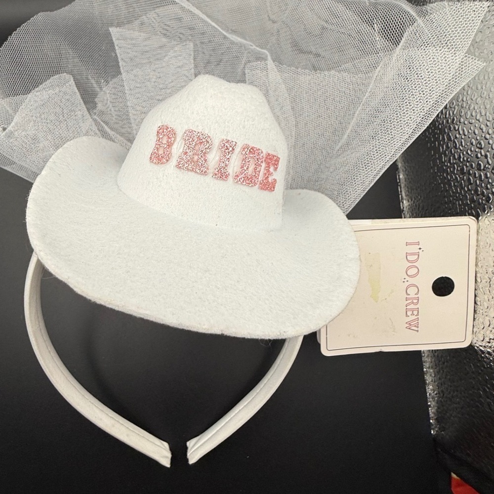 I Do Crew White Mini‎ Cowboy Hat Headband with Veil Bride Glitter Letters NWT